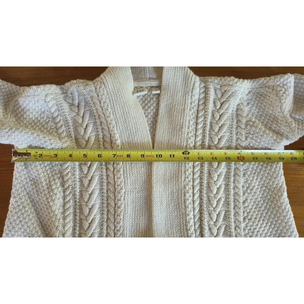 Gap Kids Size XL(12) Knitted White Cardigan